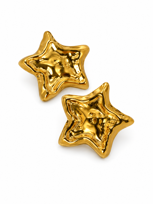 Aretes estrella machucado